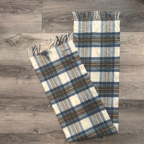 Harrods Pendleton Blue and Brown Plaid Scarf - Picture 3 of 3